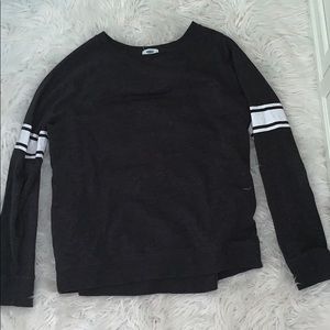 Grey sweatshirt with striped sleeves